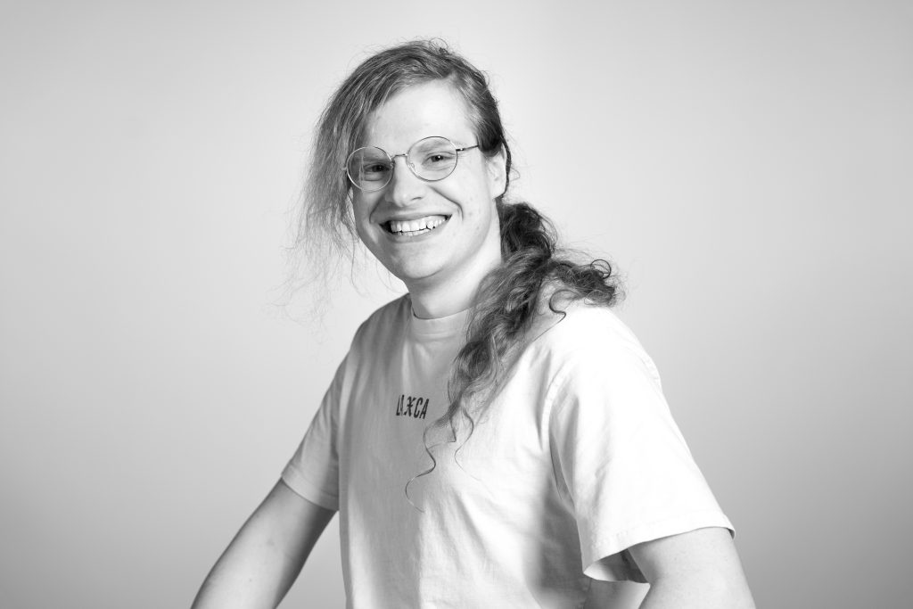 Defiant Head Shots-9